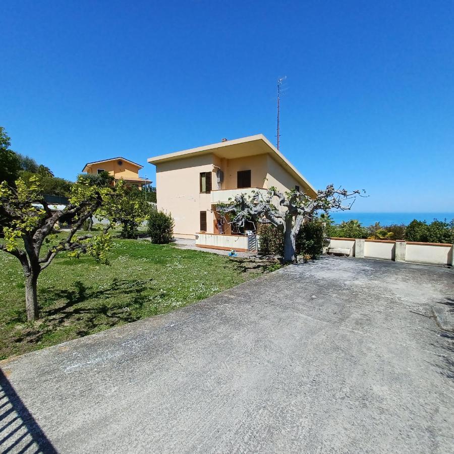 B&B Verena, Casa Ferrari Colonnella Extérieur photo